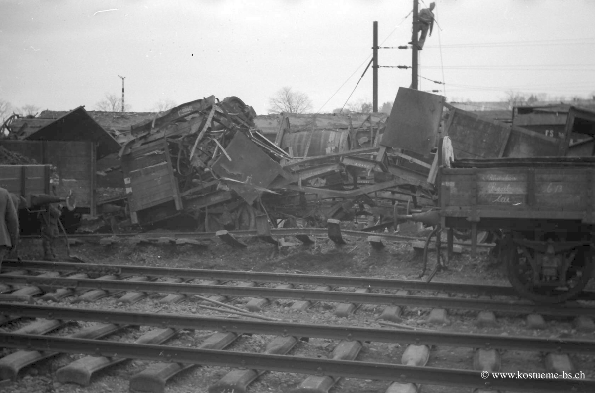 Bombenschäden Güterbahnhof Basel_26